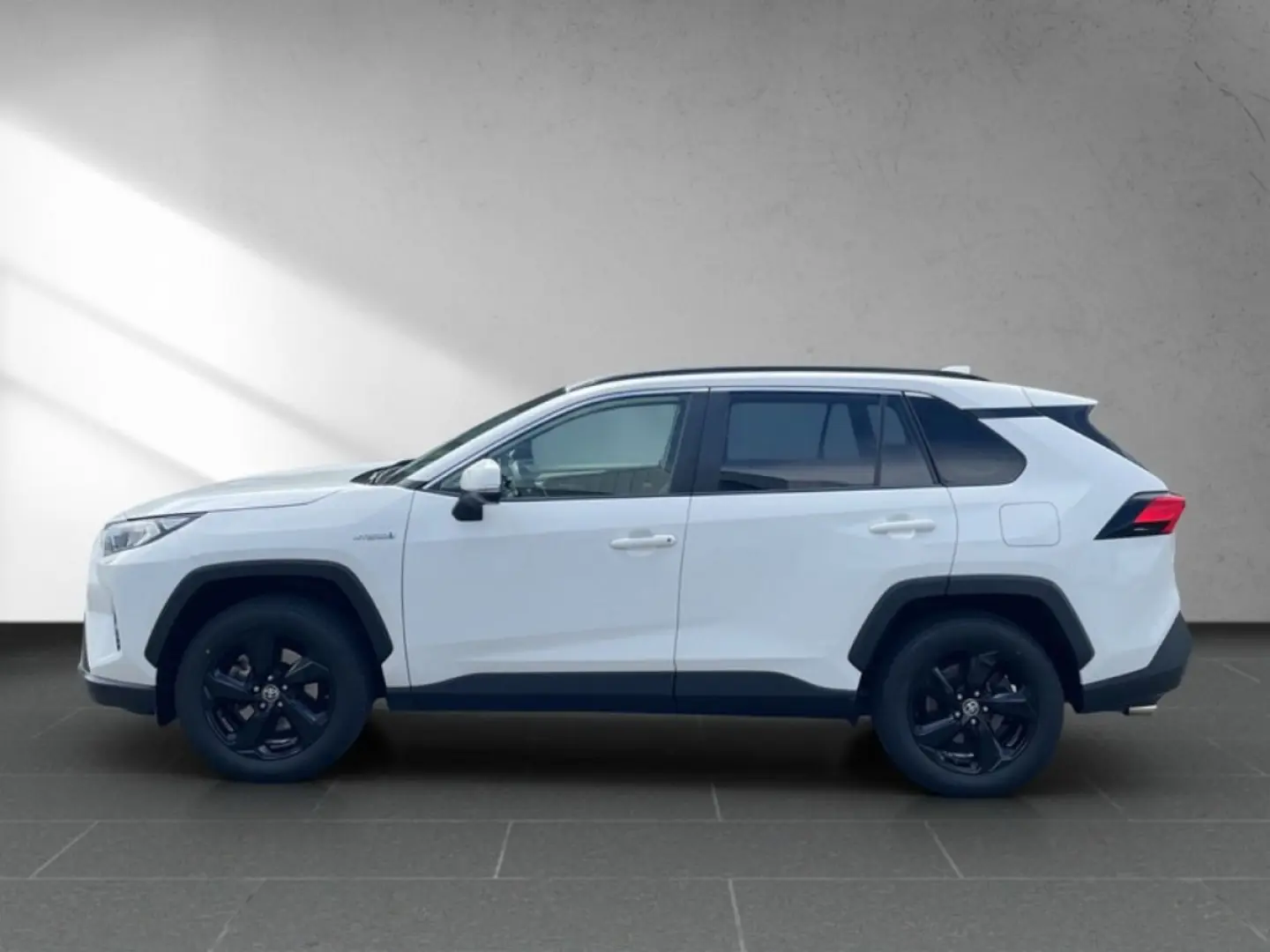 RAV4 2.5 Hybrid Team D *AHK*BLIS*NAV*ACC NAVI