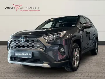 RAV4 2.5 Team Deutschland  4x4 Navi AHK. LED