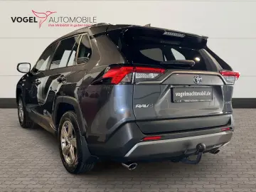 RAV4 2.5 Team Deutschland +4x4+Navi+AHK.+LED