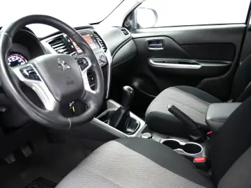 MITSUBISHI L200 DC MT
