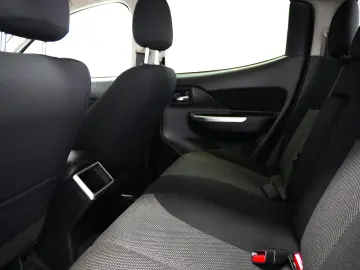 MITSUBISHI L200 DC MT