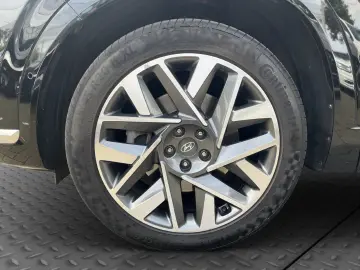 SANTA FE SIGNATURE 2.2 CRDi 8DCT *HUD*NAVI*ALLRA