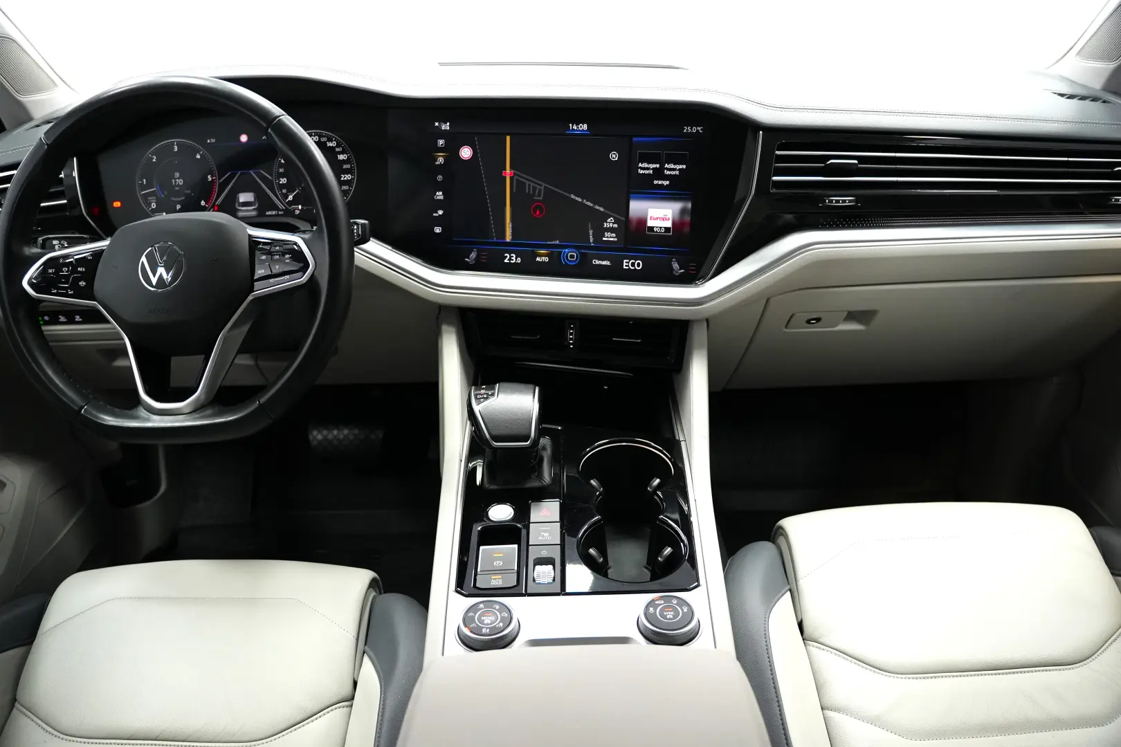 VOLKSWAGEN TOUAREG 3.0 TDI V6 AT