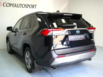 TOYOTA RAV4 2.5 HYBRID AT 4×4 DYNAMIC