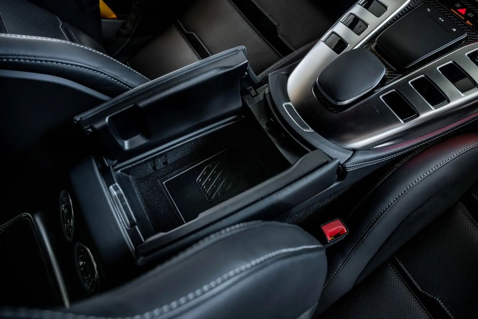 AMG GT 63 S E Perfo CARBON I+II MAGNO HIGH-CLASS