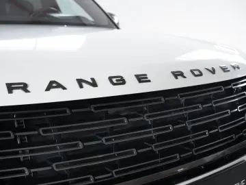 Range Rover Autobiography LWB P530 7 SITZ BESPOK