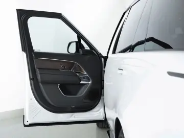 Range Rover Autobiography LWB P530 7 SITZ BESPOK