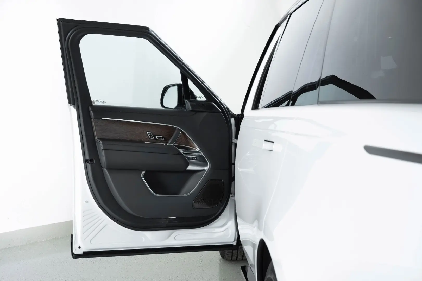 Range Rover Autobiography LWB P530 7 SITZ BESPOK