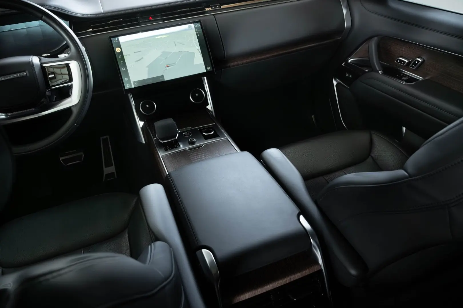 Range Rover Autobiography LWB P530 7 SITZ BESPOK
