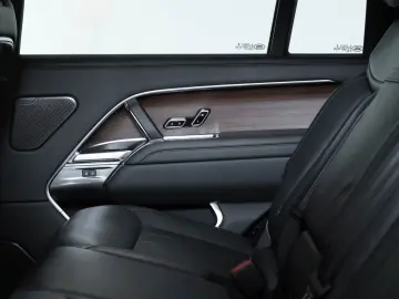 Range Rover Autobiography LWB P530 7 SITZ BESPOK