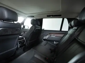 Range Rover Autobiography LWB P530 7 SITZ BESPOK