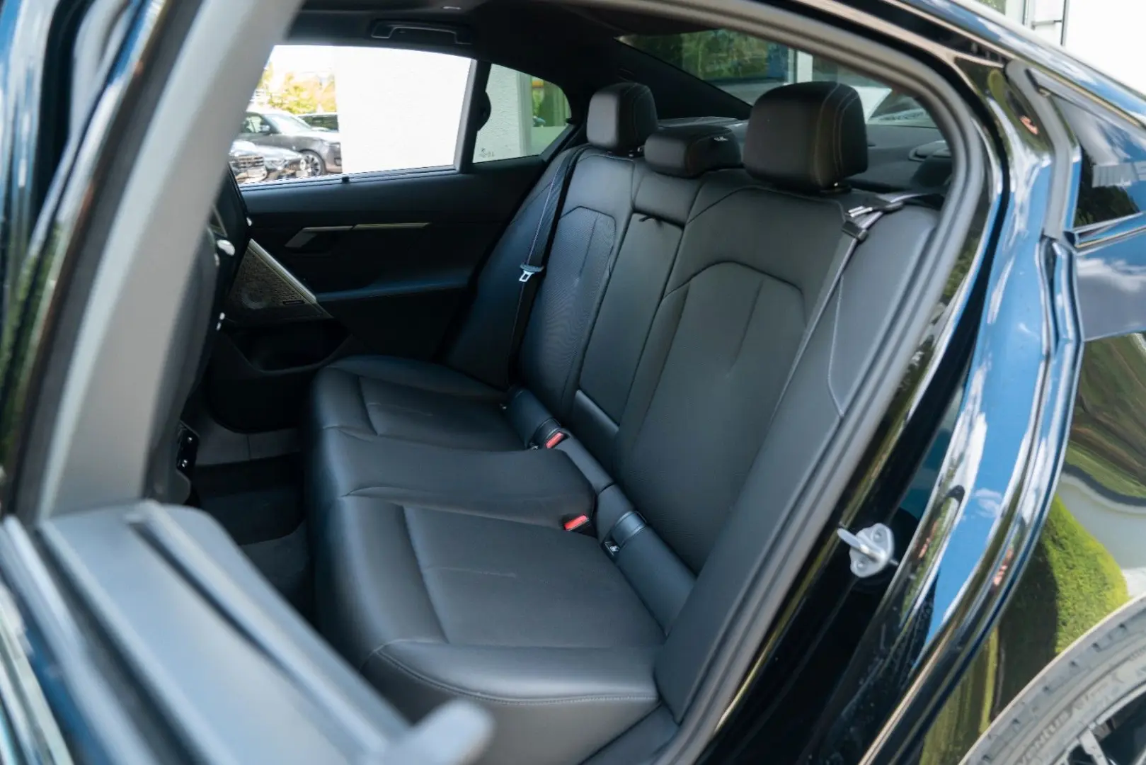 M5 Limousine/ DRIVING PROF. / COMFORT PAKET/ B&W
