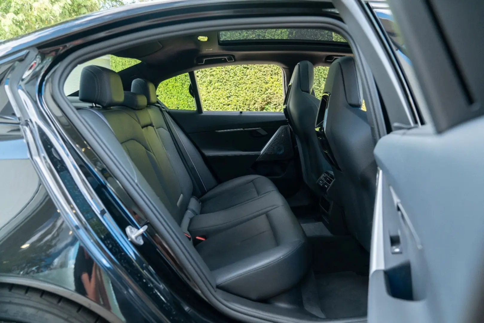 M5 Limousine/ DRIVING PROF. / COMFORT PAKET/ B&W