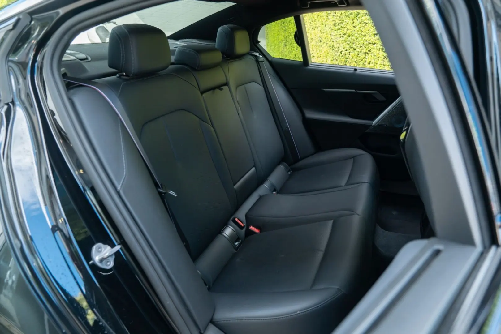 M5 Limousine/ DRIVING PROF. / COMFORT PAKET/ B&W