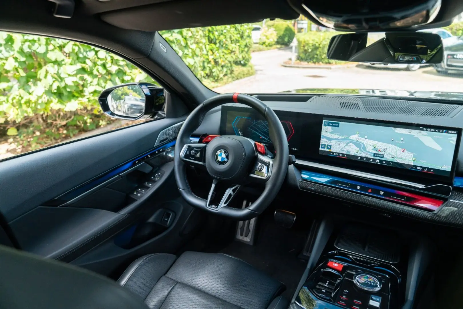 M5 Limousine/ DRIVING PROF. / COMFORT PAKET/ B&W