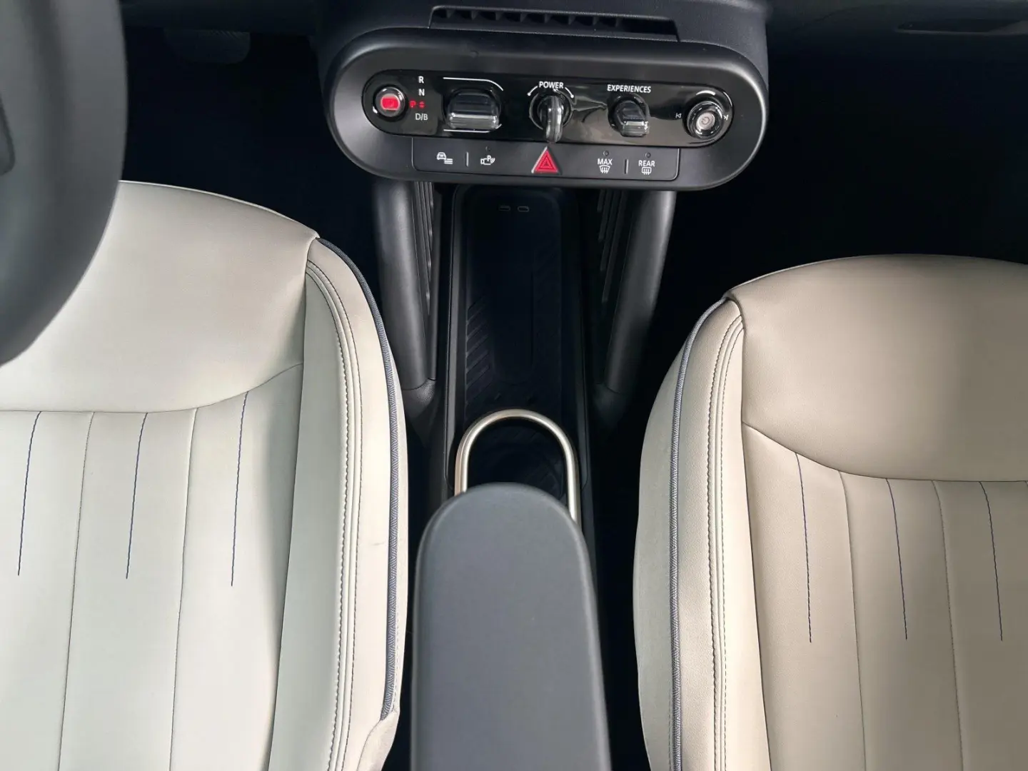 Cooper SE *J01*|Panorama|JCW-Sportsitze|Head-Up