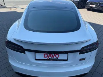 Model S Plaid