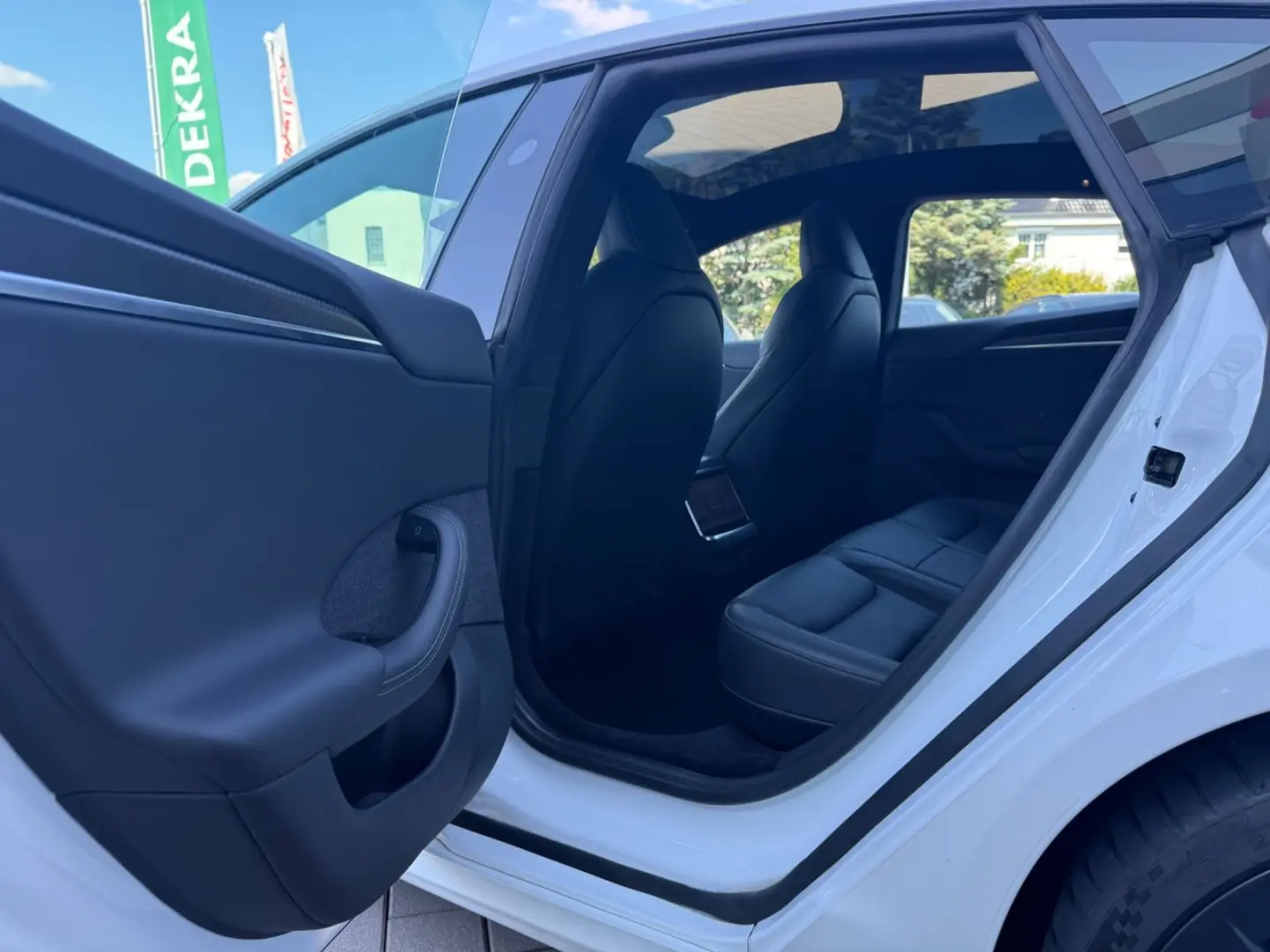 Model S Plaid
