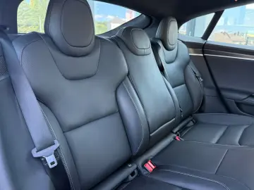 Model S Plaid
