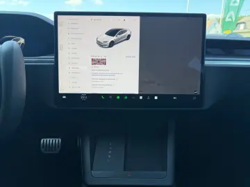 Model S Plaid