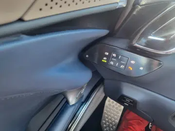 Ferrari ROMA JBL /P.DISPLAY /20