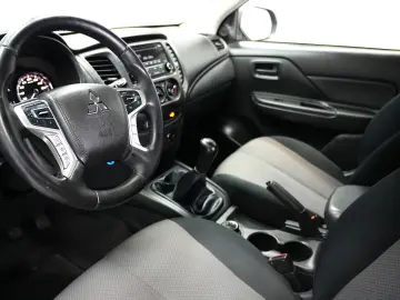 MITSUBISHI L200 DC MT