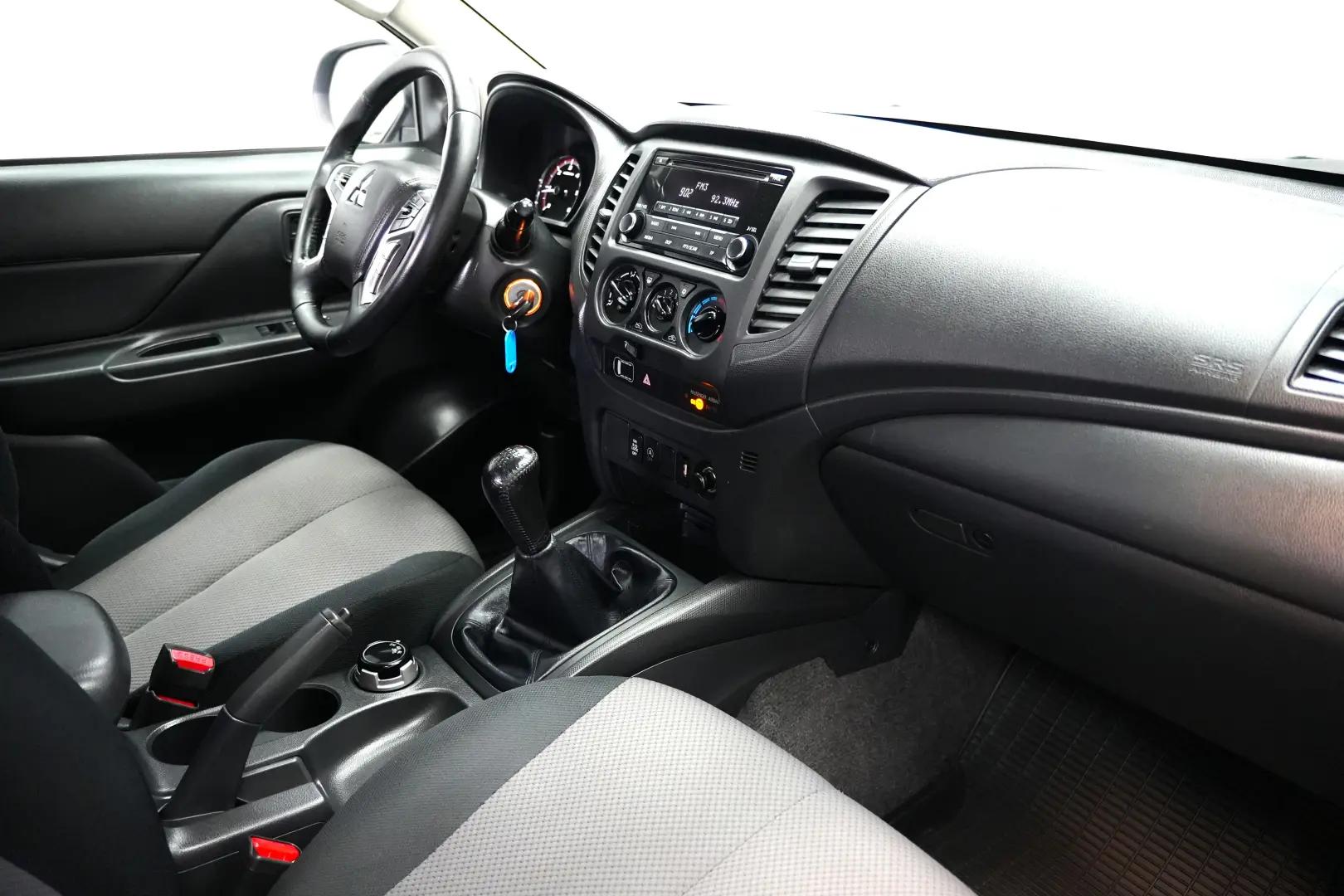 MITSUBISHI L200 DC MT