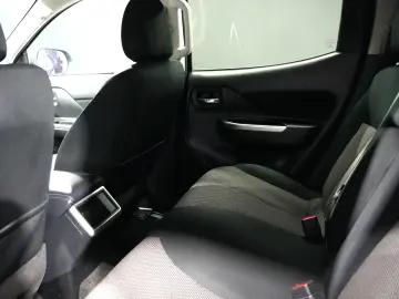 MITSUBISHI L200 DC MT