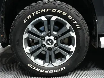 MITSUBISHI L200 DC MT