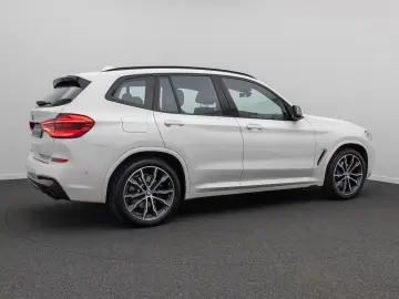 X3 M40i