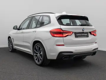 X3 M40i