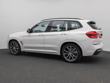 X3 M40i