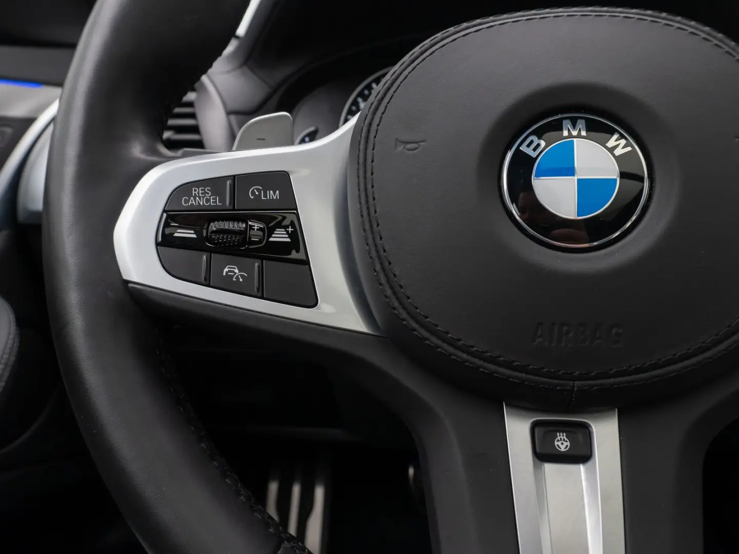 X3 M40i
