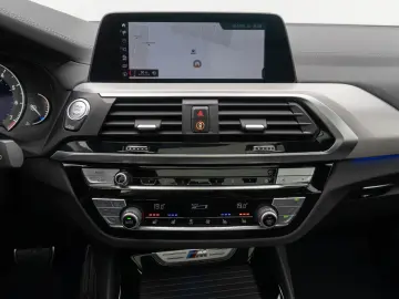 X3 M40i