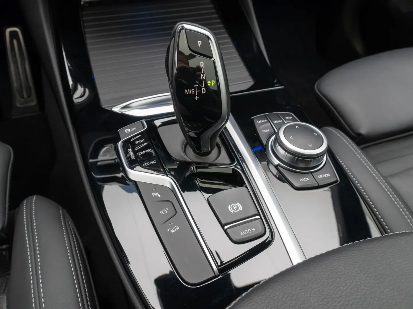 X3 M40i