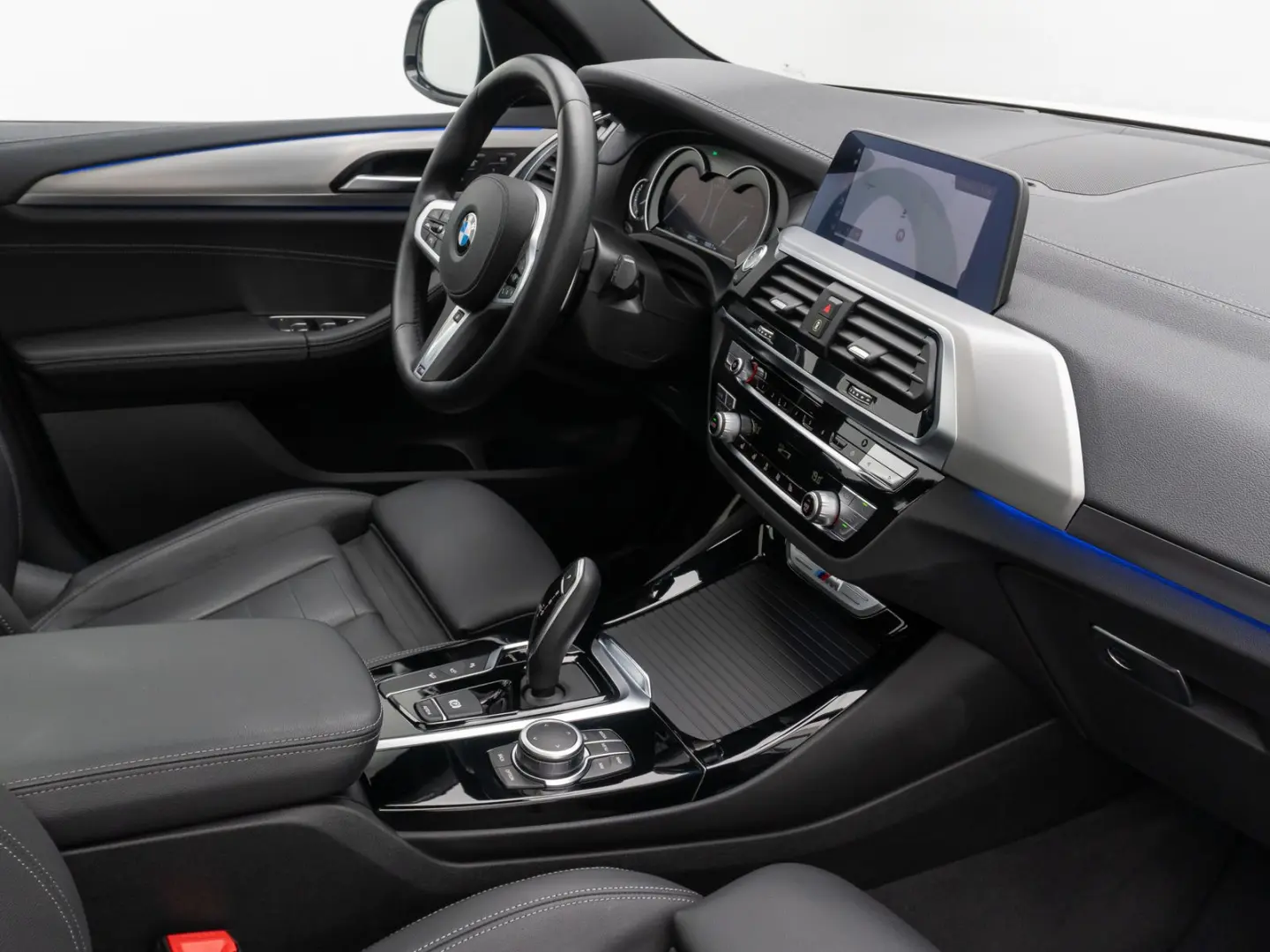 X3 M40i