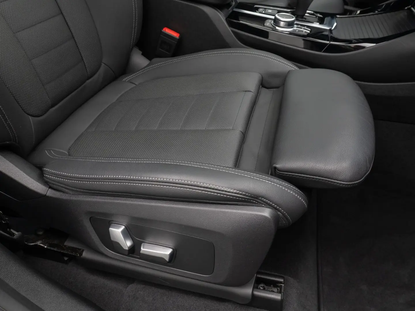 X3 M40i