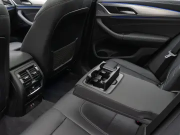 X3 M40i