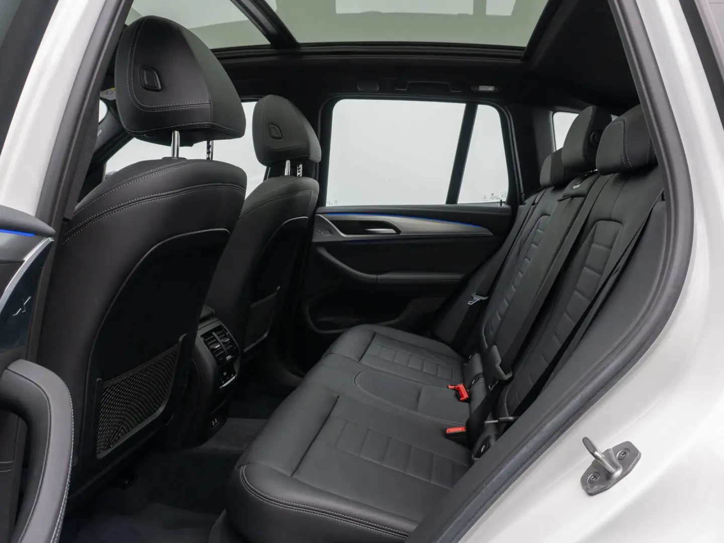 X3 M40i