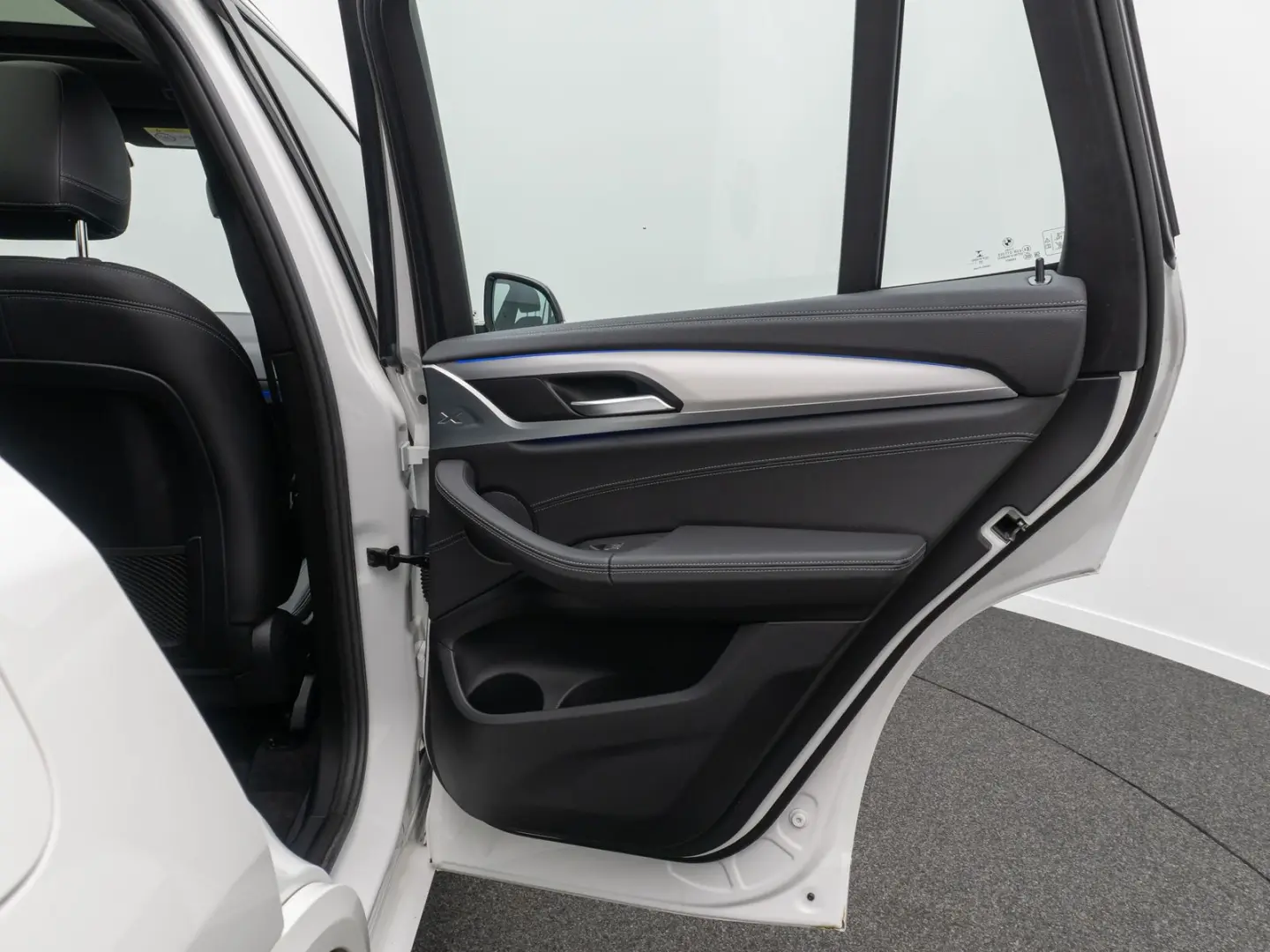 X3 M40i