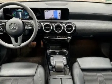 CLA 250 e Navi Leder SpurAss Tempo Carplay Si-Hz