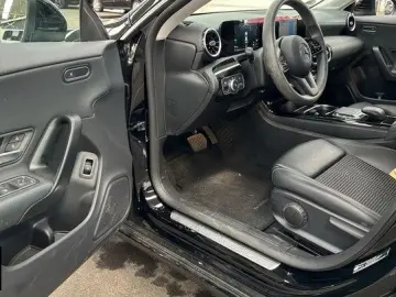 CLA 250 e Navi Leder SpurAss Tempo Carplay Si-Hz