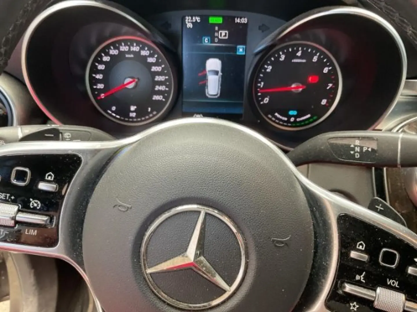 GLC 300 AMG Sportpaket AHK LED Pano Digitales-CP