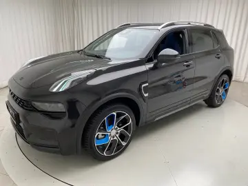 Lynk@Co 01 1.5 Plug-in-Hybrid Black Edition