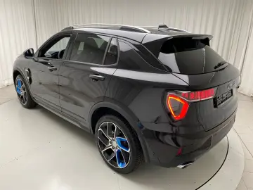 Lynk@Co 01 1.5 Plug-in-Hybrid Black Edition