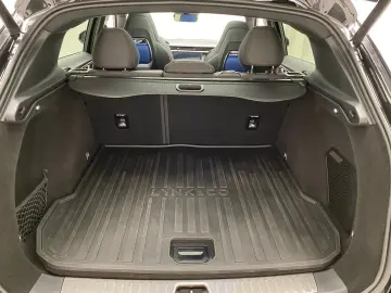 Lynk@Co 01 1.5 Plug-in-Hybrid Black Edition