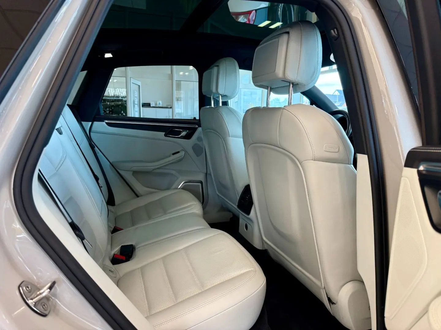 Macan Panorama/21