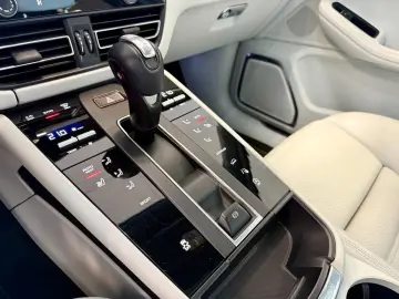 Macan Panorama/21