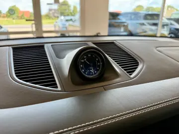 Macan Panorama/21