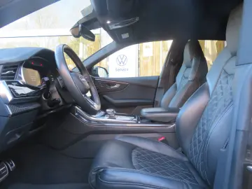 Q8 SUV 50 TDI *HD-MATRIX *STANDHZ *S-SPORTSITZE